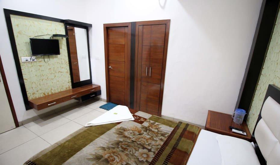Hotel Kirandeep Agra Agra  Εξωτερικό φωτογραφία